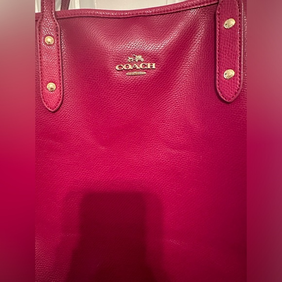 Raspberry Fuchsia Pinkish Purple Coach Tote Bag, Excellent Condition! 🌺 - Picture 3 of 16
